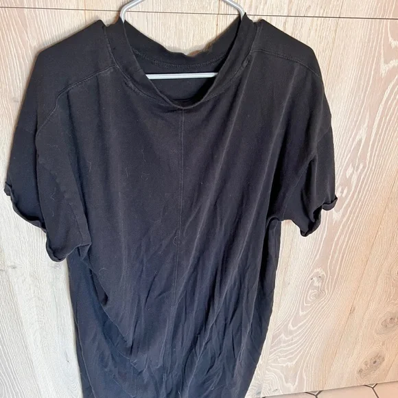 Classic Black T-Shirt Dress with Pocket - Picture 4 of 4